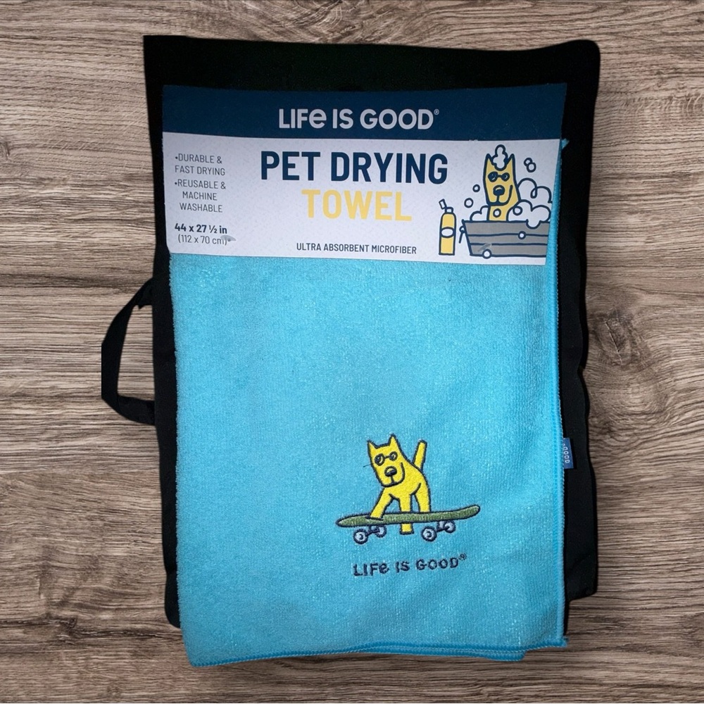 Life Is Good Aqua and Black Pet Towel